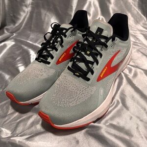 Brooks Men’s Launch 9 Neutral Running Shoe (no insoles)